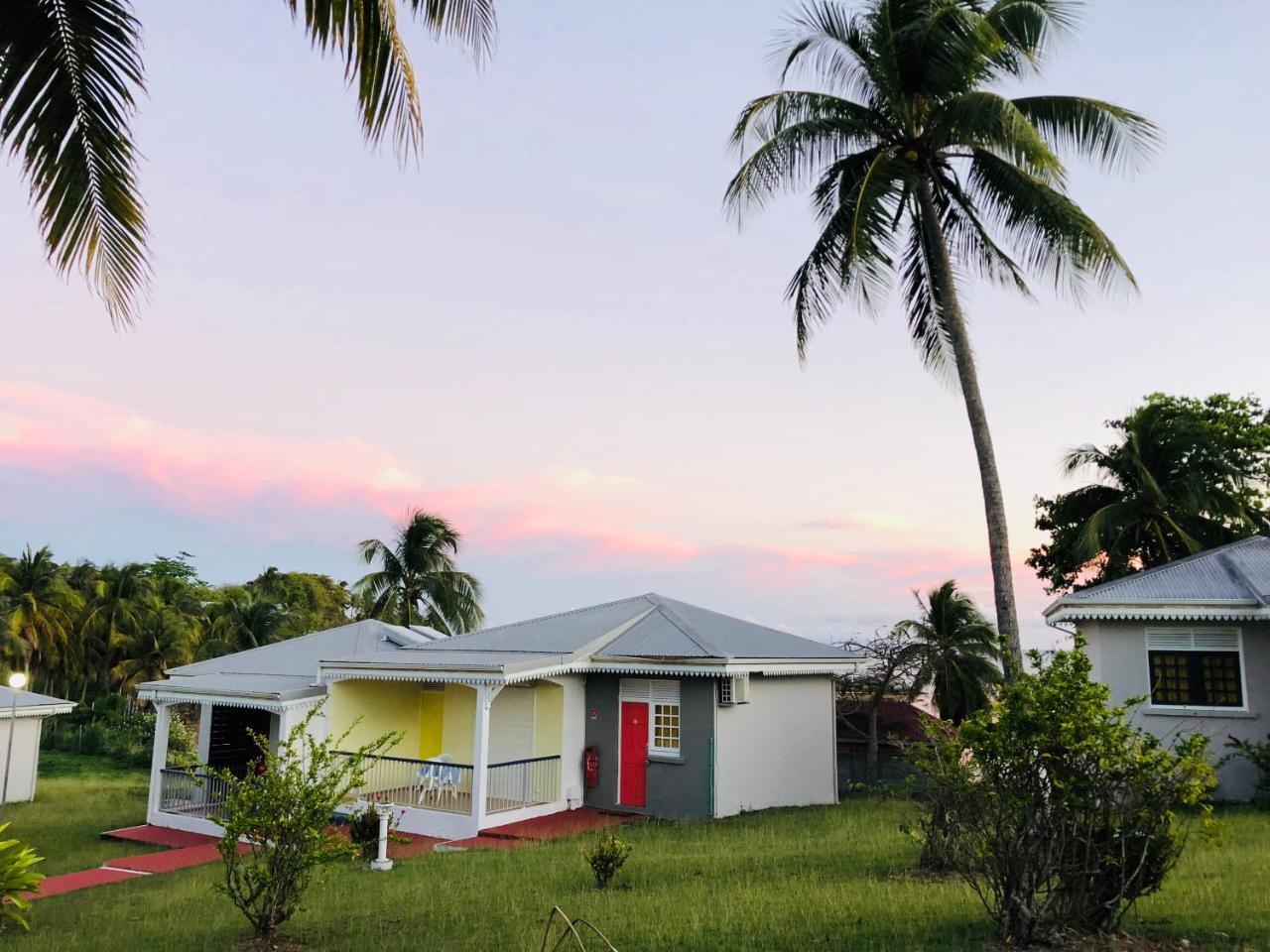 Le Gligli Bed and Breakfast Le Gosier  Esterno foto