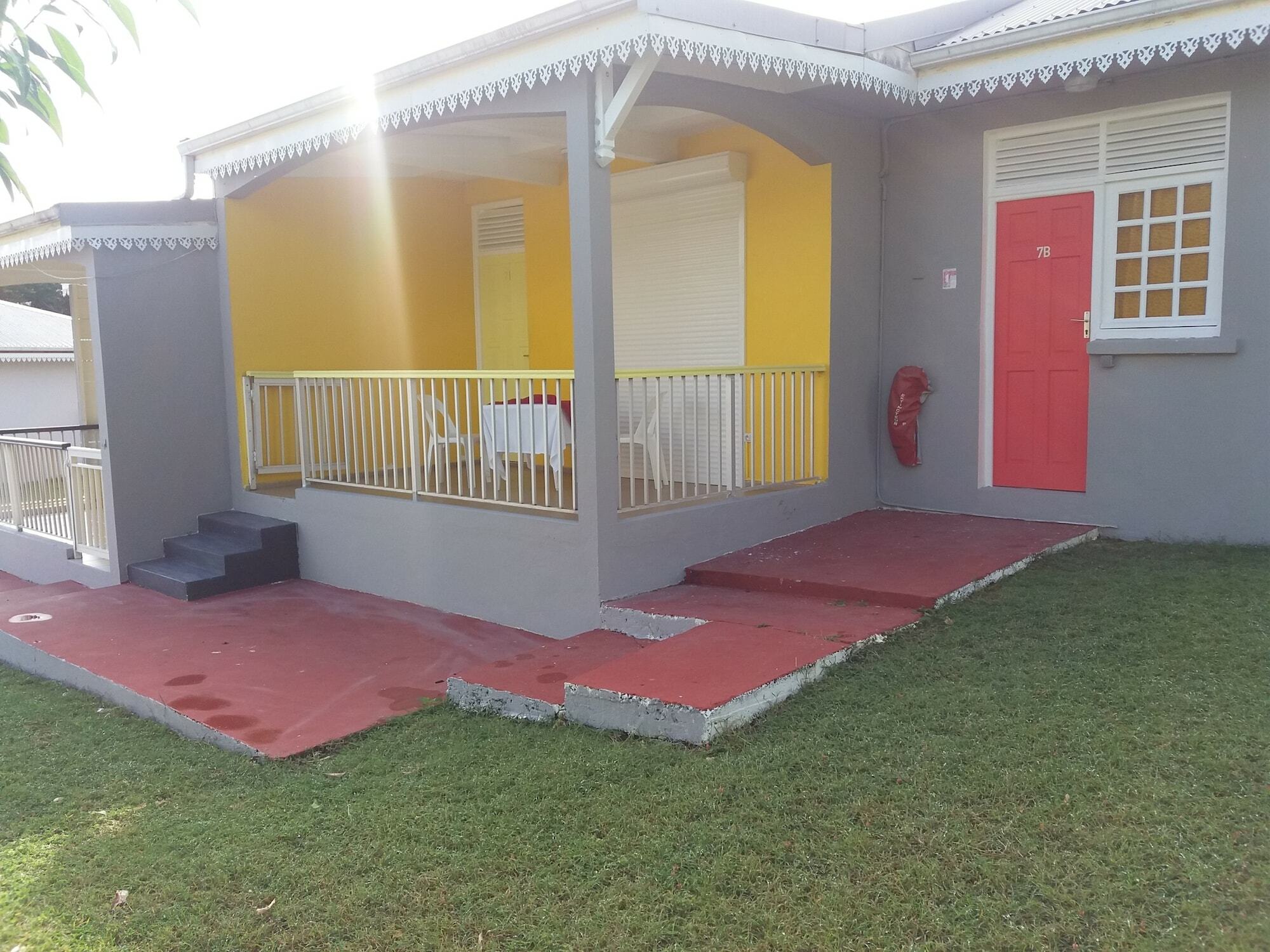 Le Gligli Bed and Breakfast Le Gosier  Esterno foto